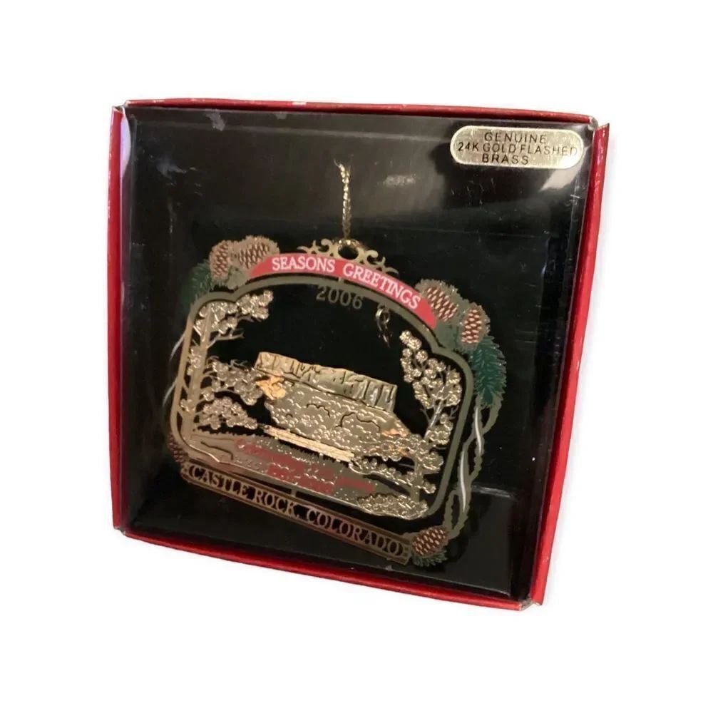 2006 Nation’s Treasures Castle Rock Colorado Christmas Ornament w/ color accent